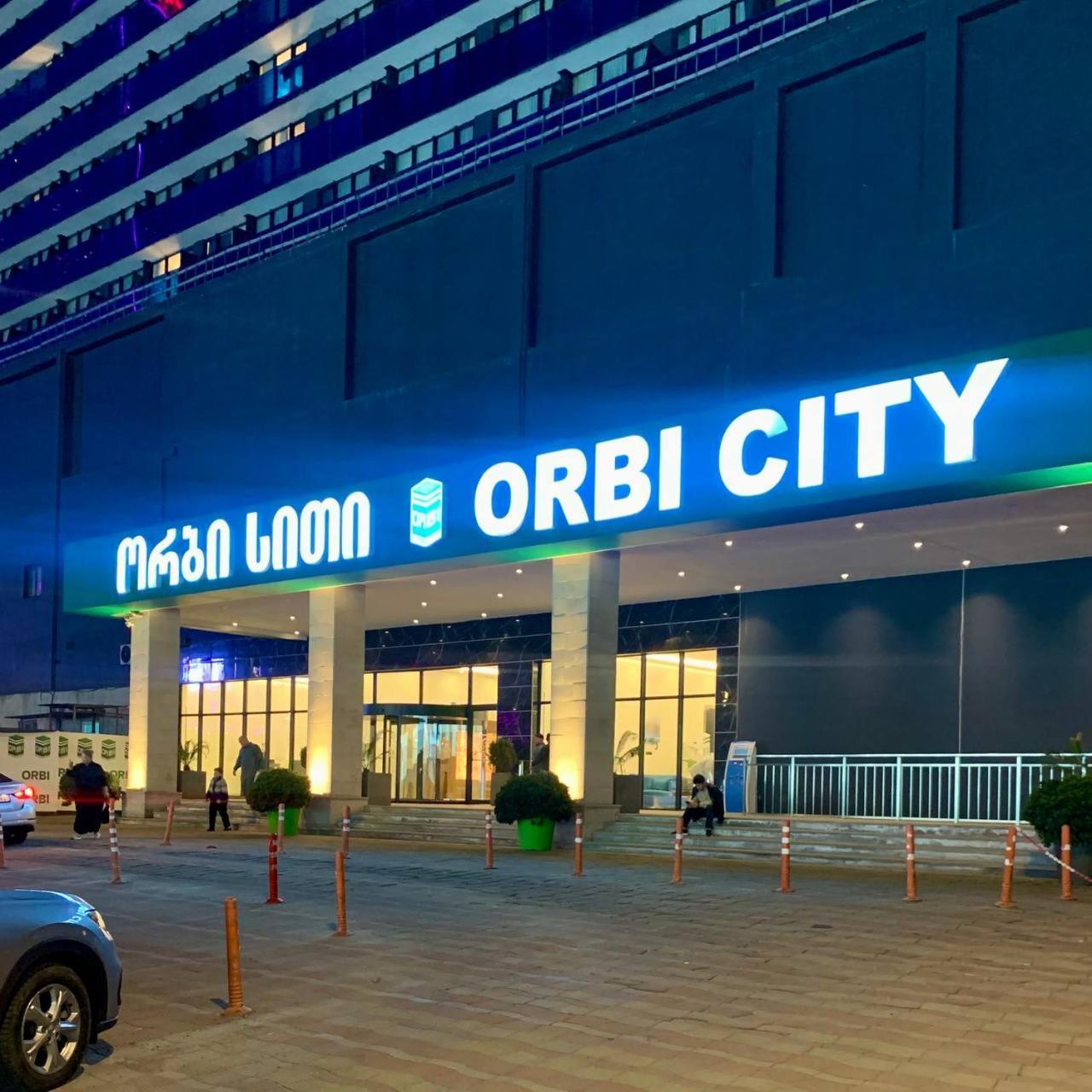 Deluxe Orbi Office